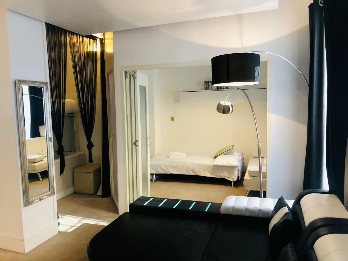 Piccadilly Circus Suites Лондон Екстериор снимка