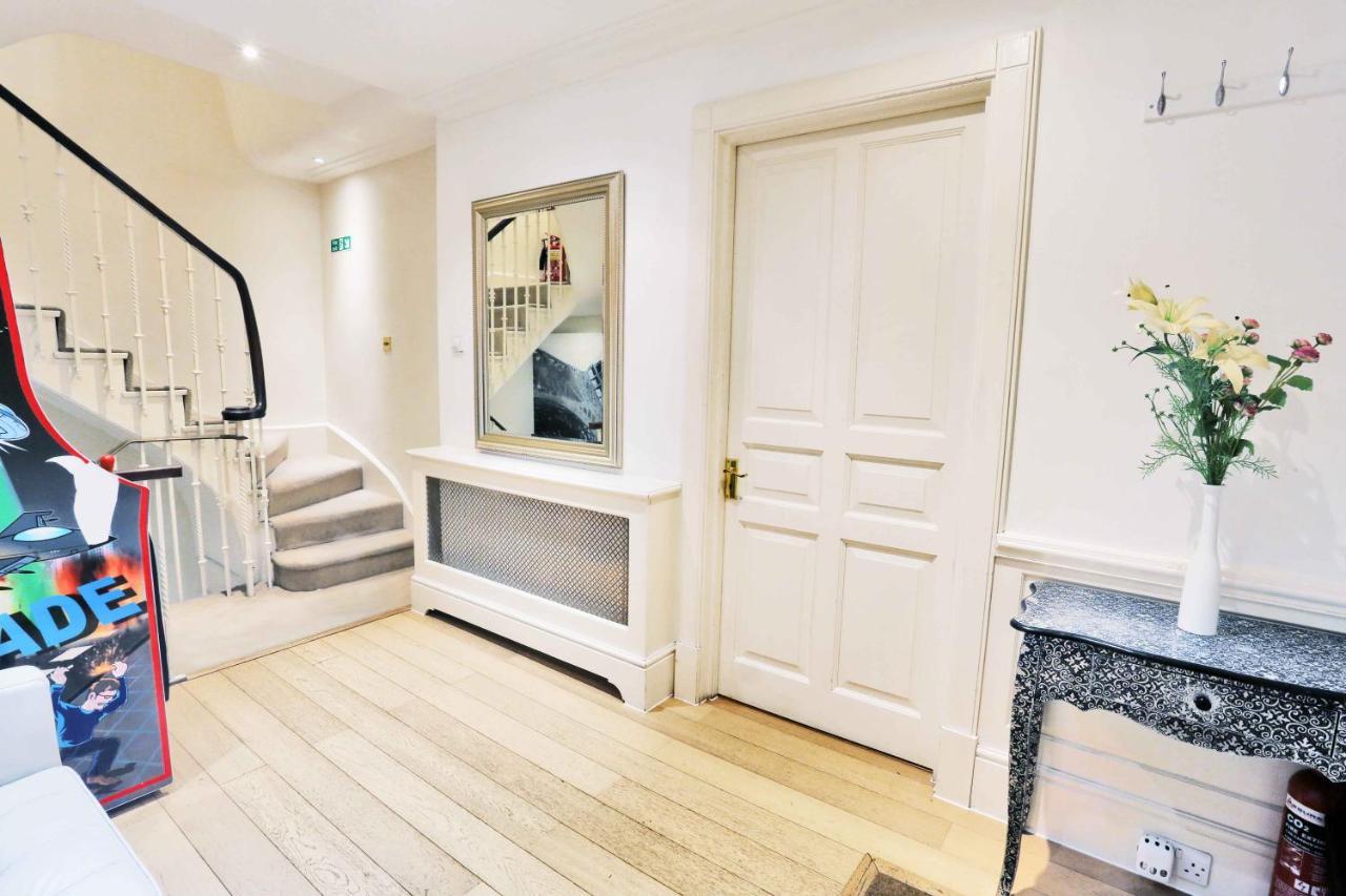 Piccadilly Circus Suites Лондон Екстериор снимка