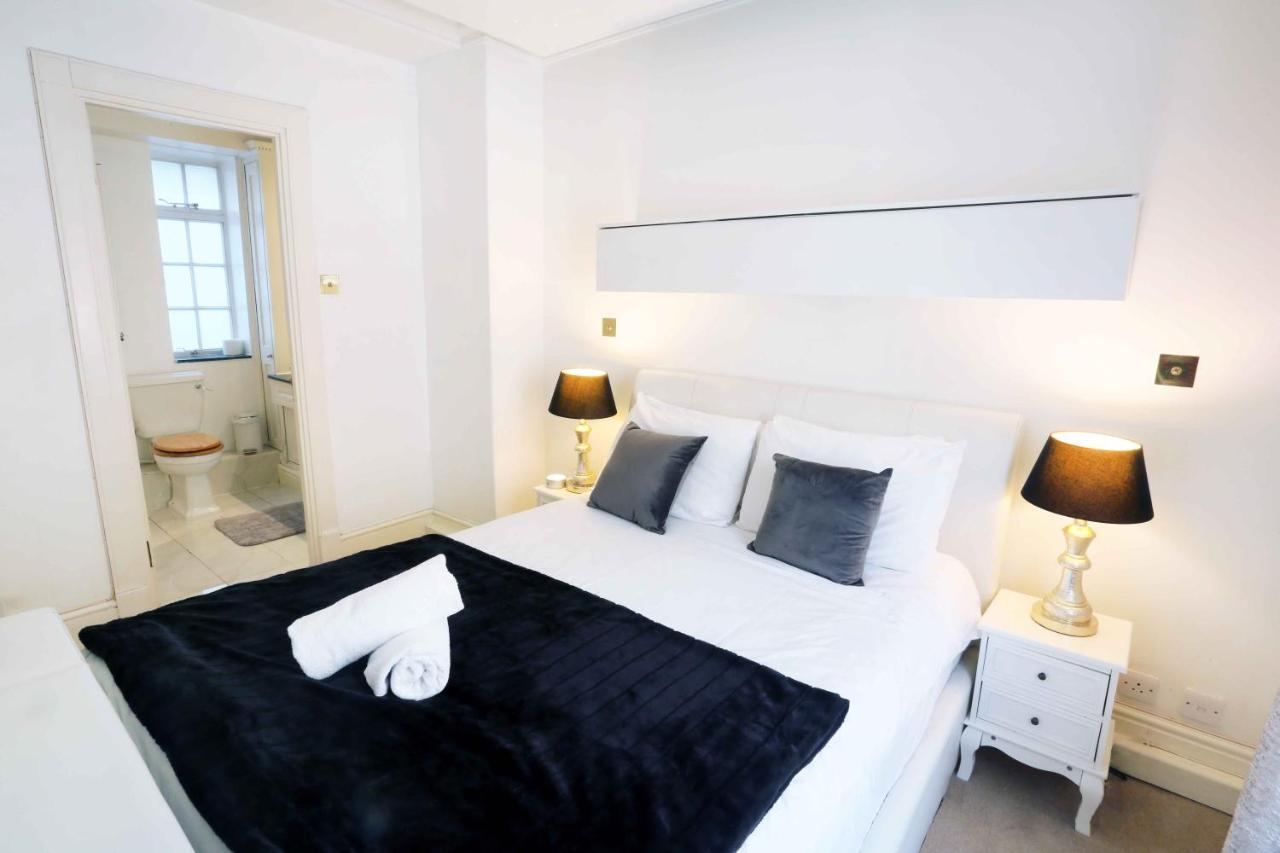 Piccadilly Circus Suites Лондон Екстериор снимка