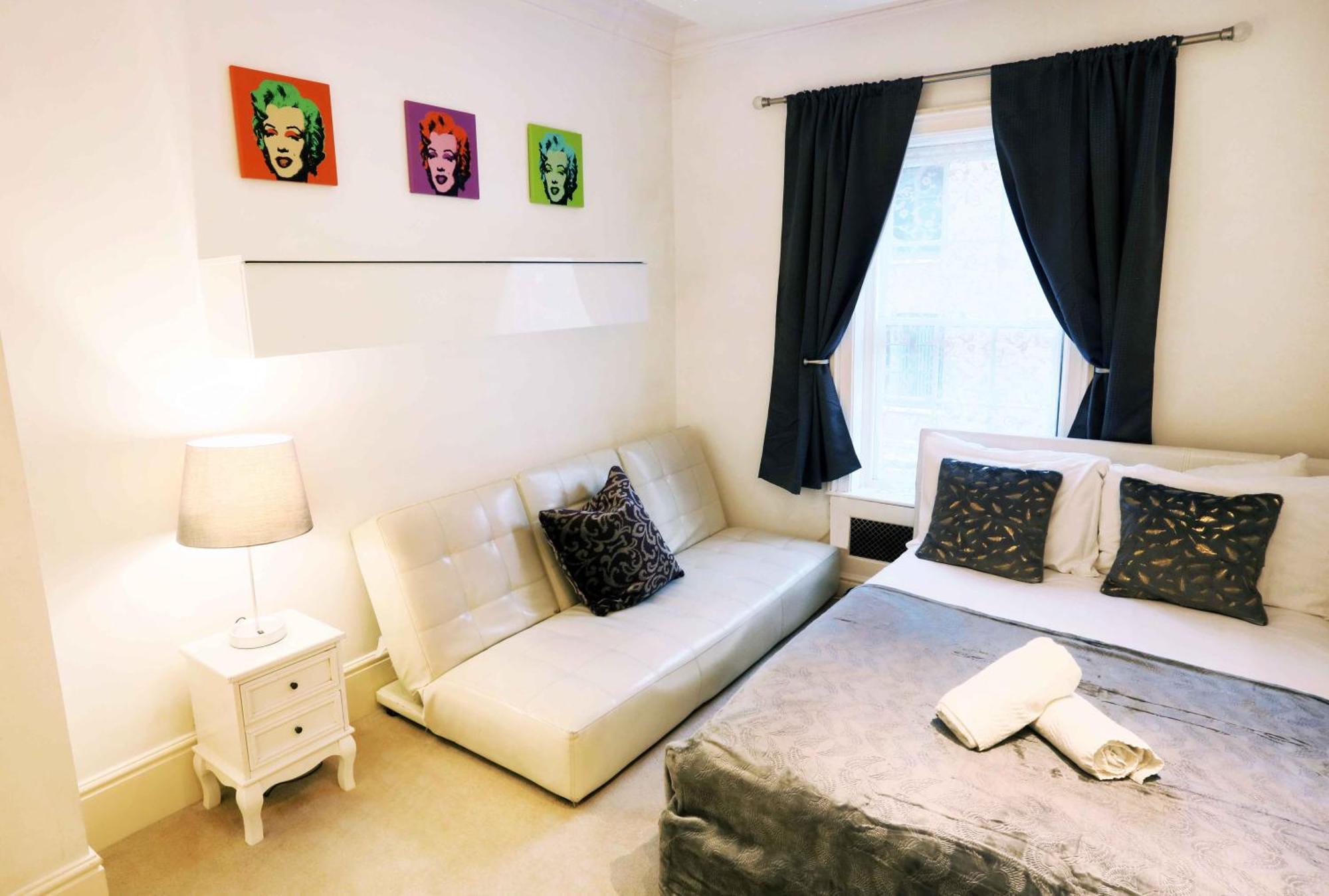 Piccadilly Circus Suites Лондон Екстериор снимка