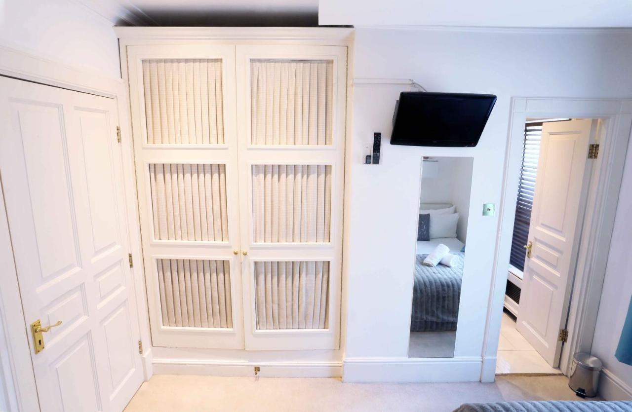Piccadilly Circus Suites Лондон Екстериор снимка